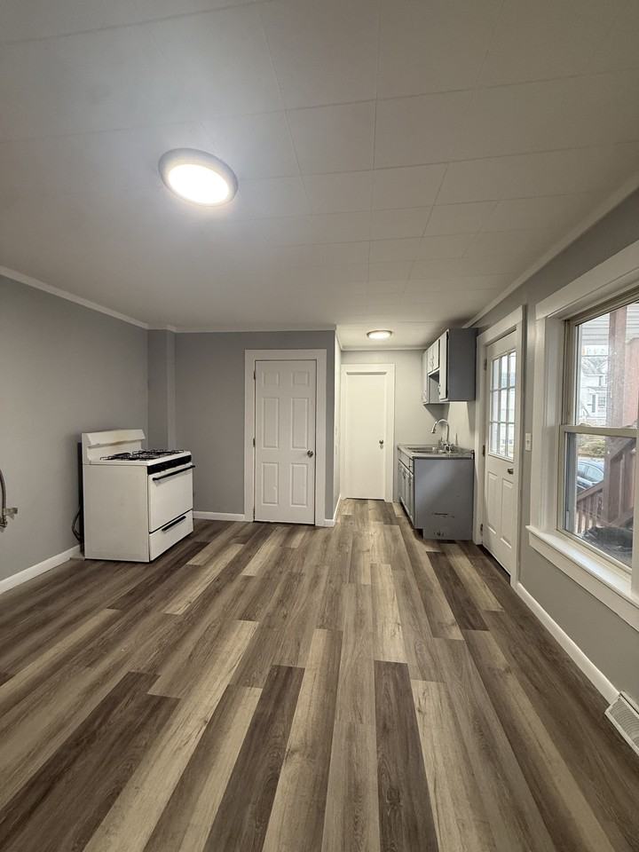 149 Charlton Street #1 - Photo 2 of 7