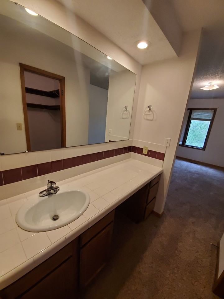 Stanwood Drive #717 - Photo 7 of 28