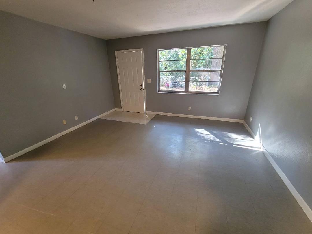 4276 Northwest 21st Avenue #C - Photo 4 of 10