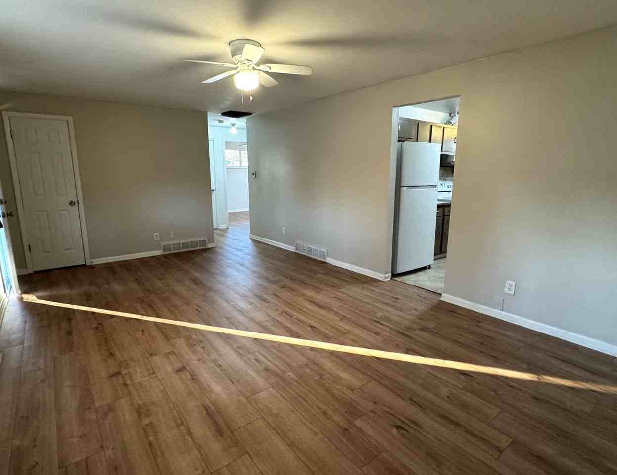 12327 E Virginia Pl #1 - Photo 4 of 36