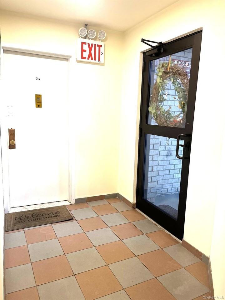 520 Ellsworth Ave Apt 2b #2B - Photo 5 of 30