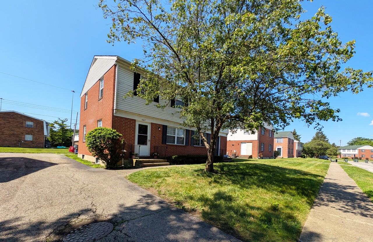 4175 Vineshire Dr #4175 - Photo 3 of 7