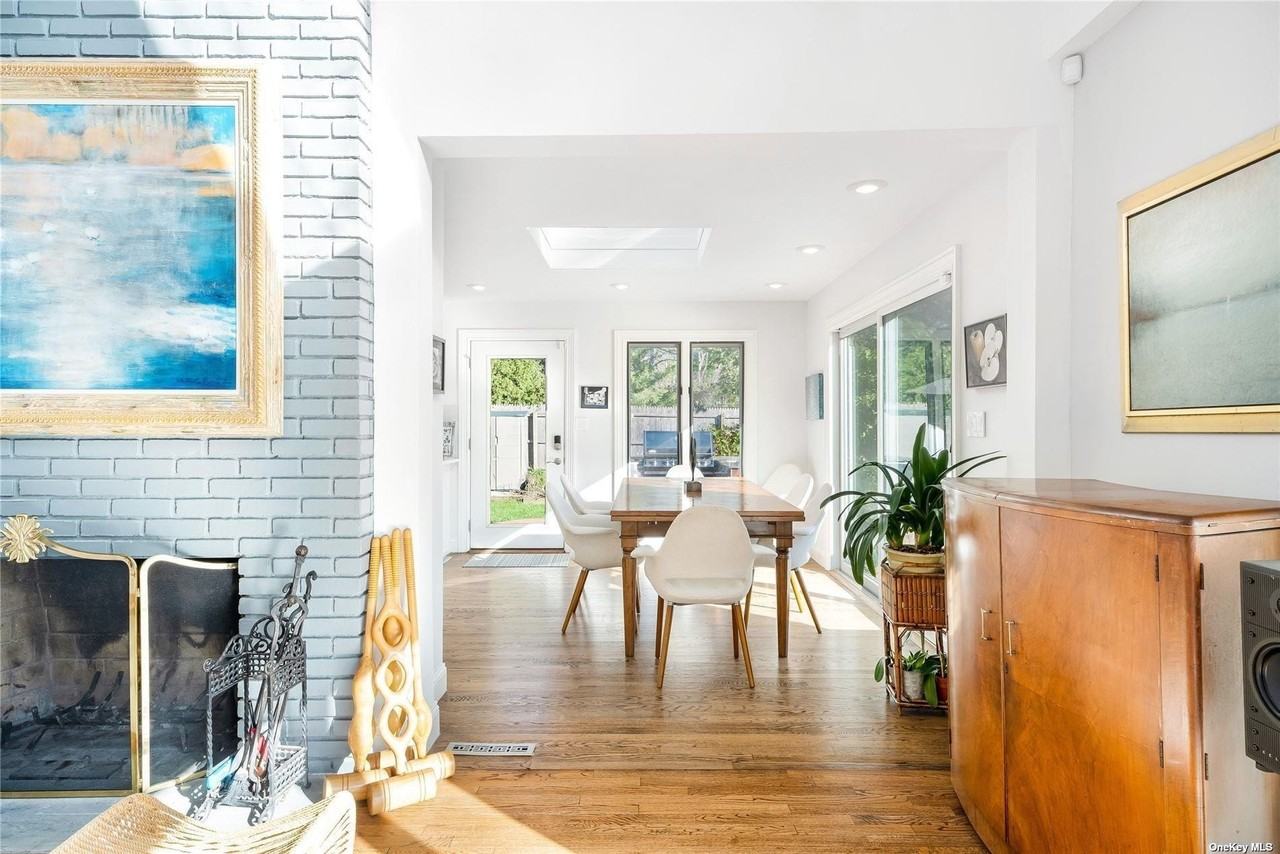 686 Hill St - Photo 5 of 22