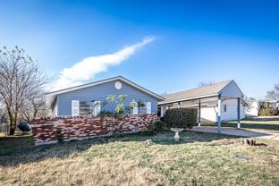 911 Southwest 35th Street #1 - Photo 1 of 1