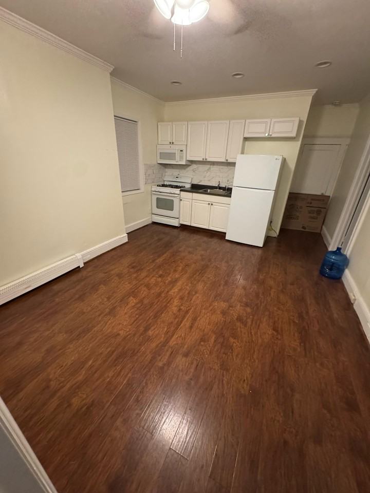 79 Struyk Ave Apt 1 #1 - Photo 4 of 4