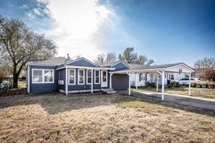 1904 Nw Lake Ave #1 - Photo 1 of 1