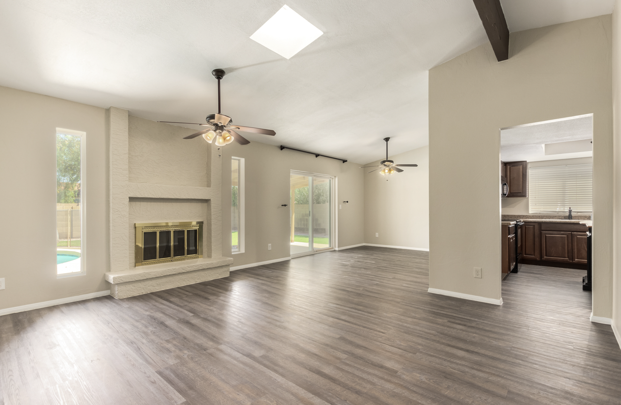 2215 North Los Altos Drive #1 - Photo 5 of 27