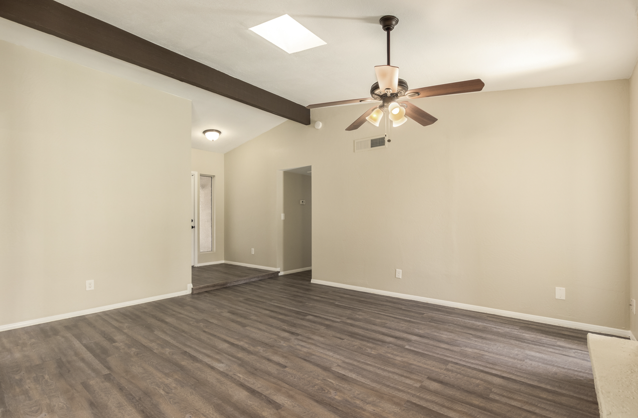 2215 North Los Altos Drive #1 - Photo 7 of 27