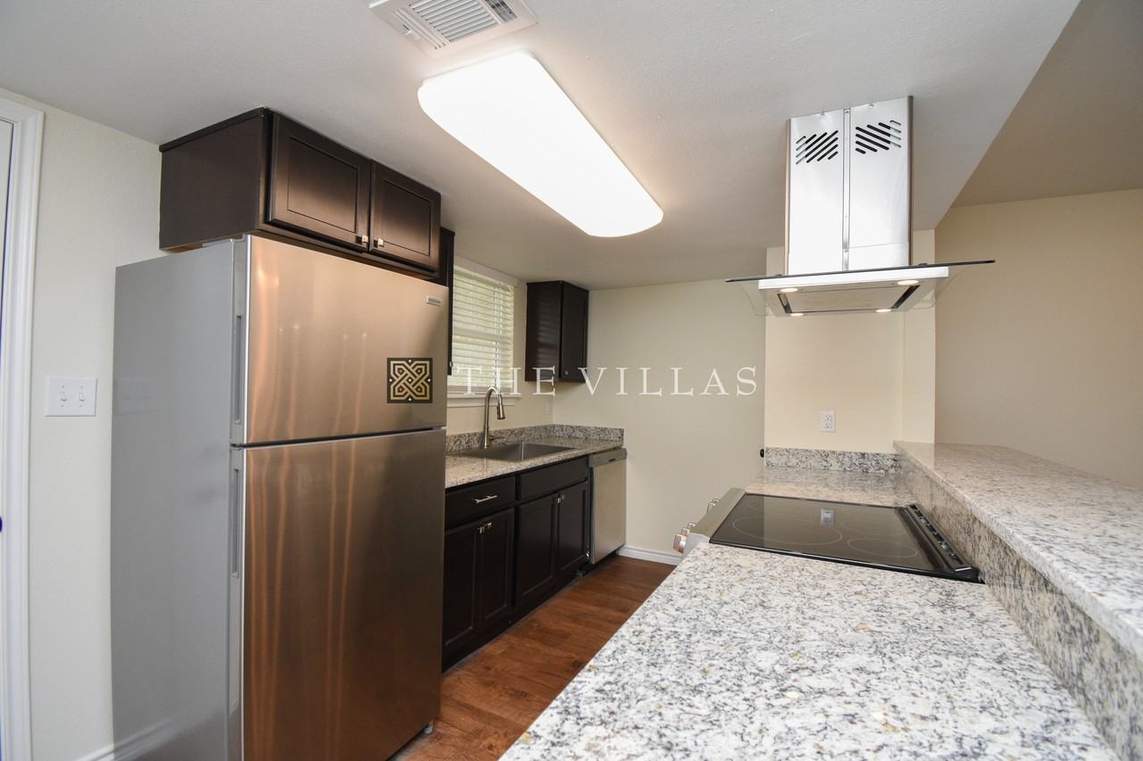 103 Vista Alta St - Photo 2 of 18