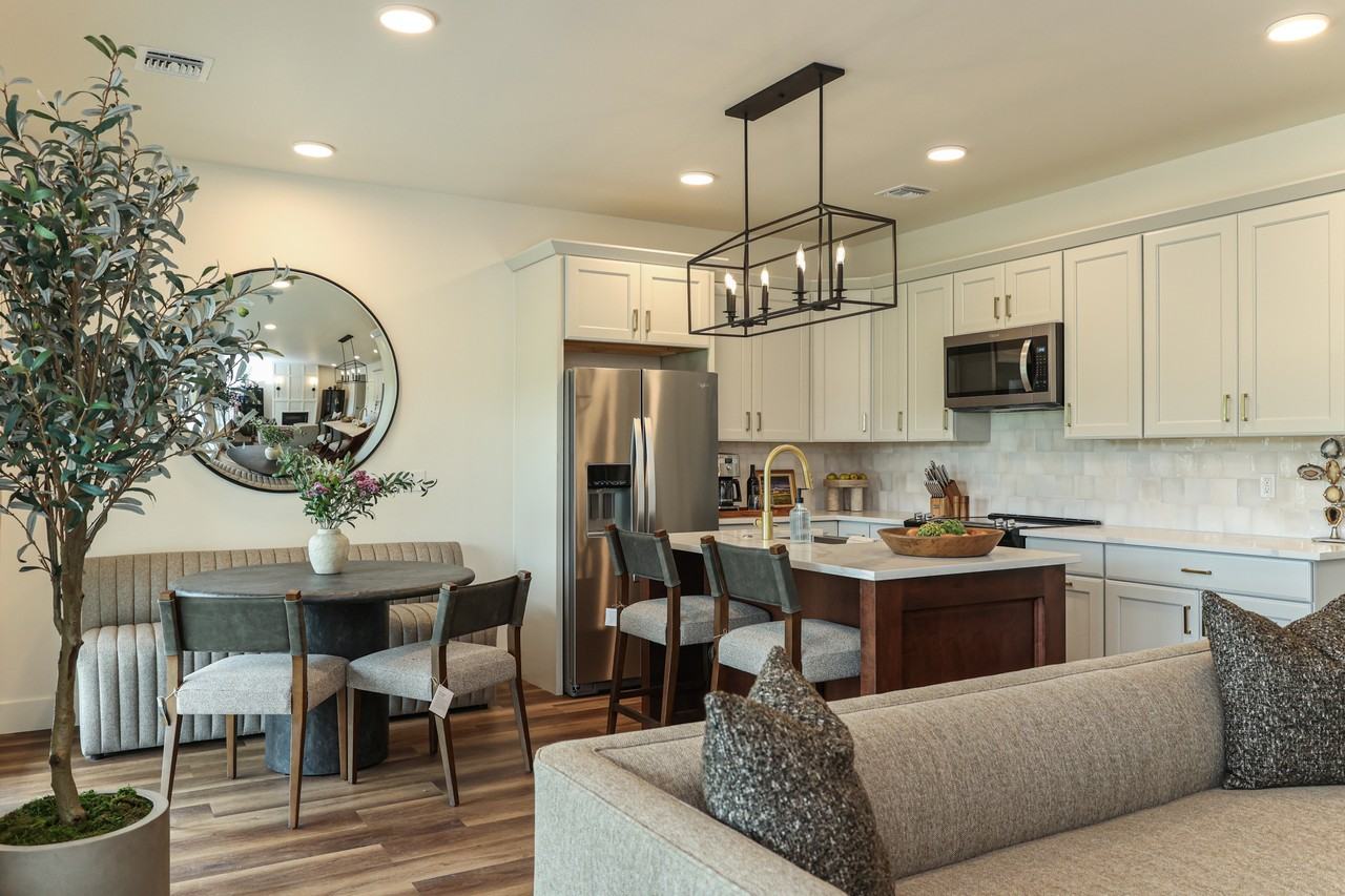 1745 1745 East Rex Road - 1 #1 - Photo 6 of 24