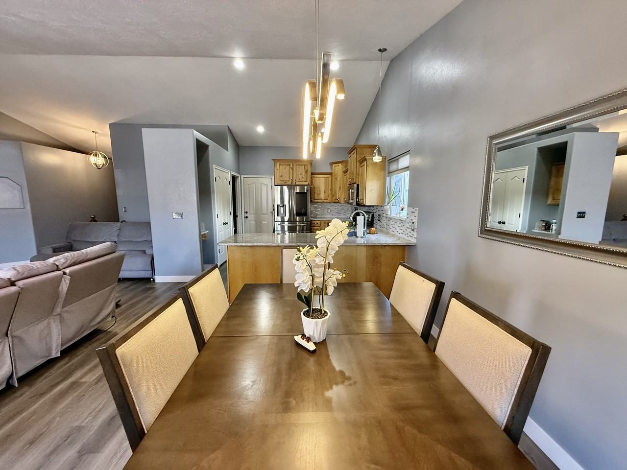 8633 North Chase Circle #1 - Photo 5 of 36