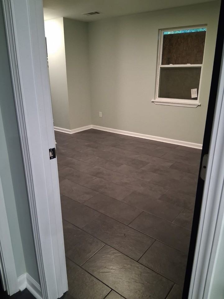 804 Boston Street #1 - Photo 4 of 12