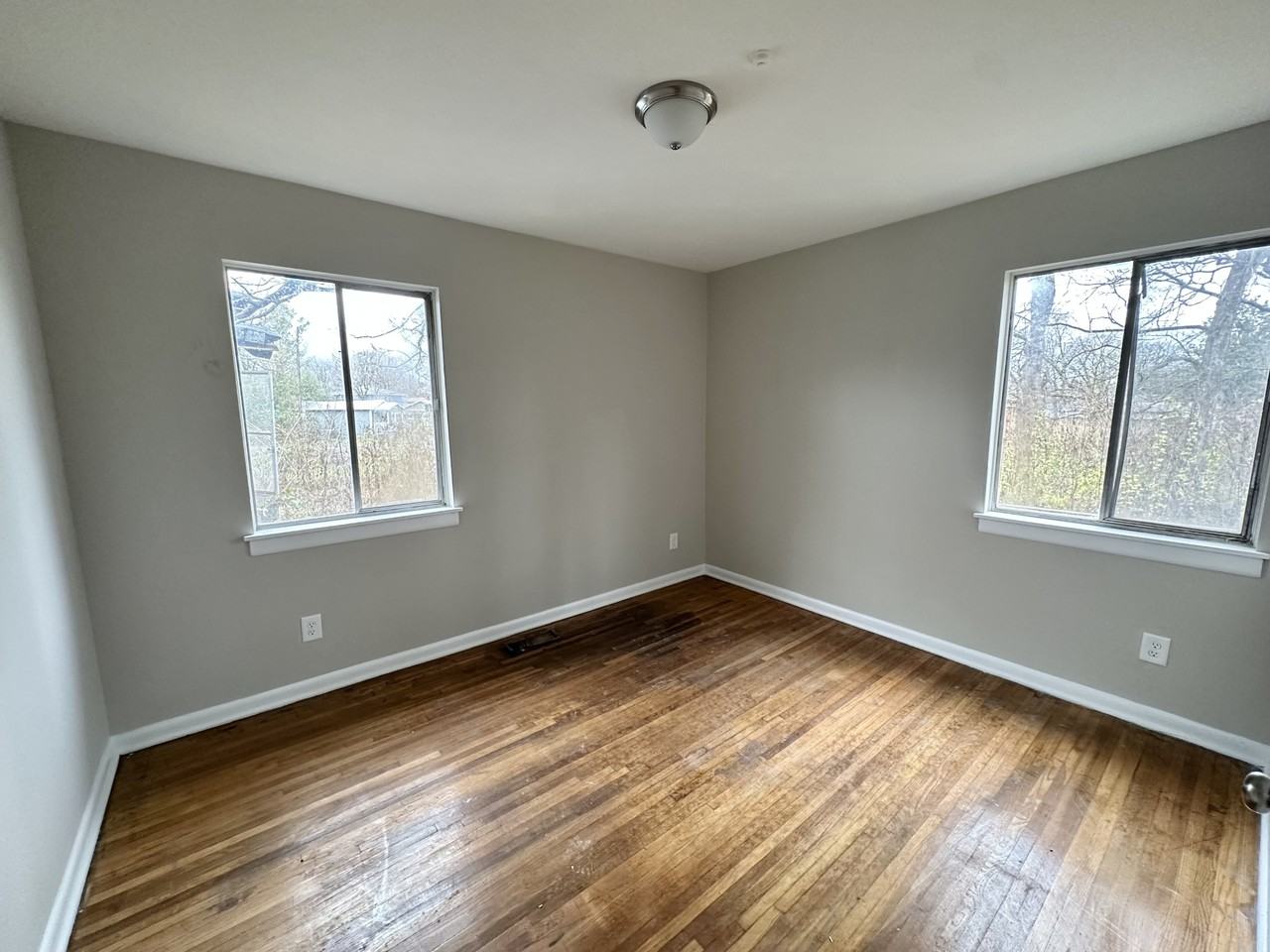 3736 Oak Ave Sw #1 - Photo 4 of 7