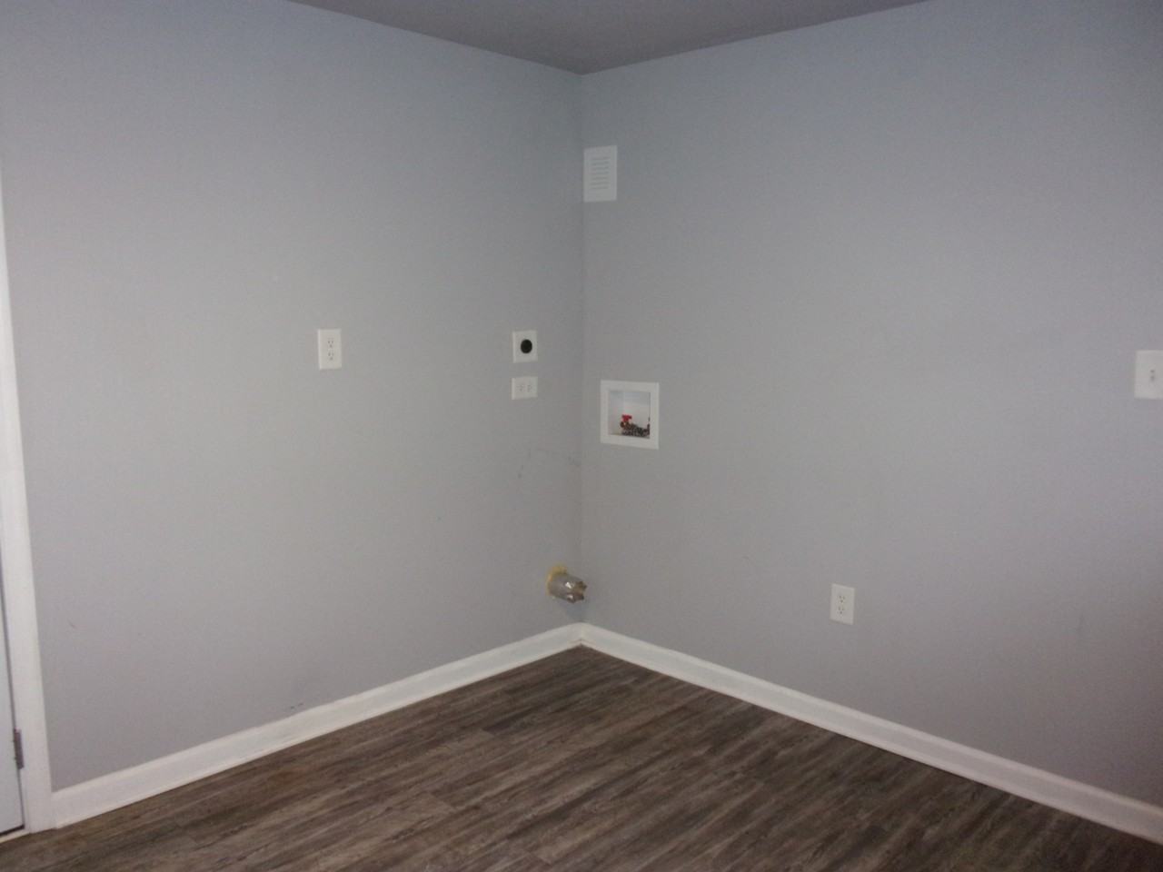 307A Hall St #1 - Photo 6 of 12