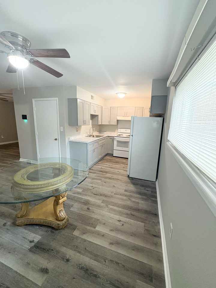 1100 1100 Skyland Drive - 1Unit R1 #1 - Photo 7 of 20