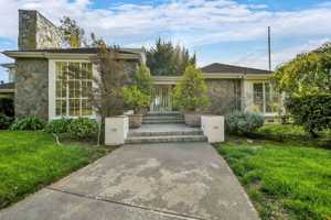 featured image of 1041 Las Amigas Rd #1