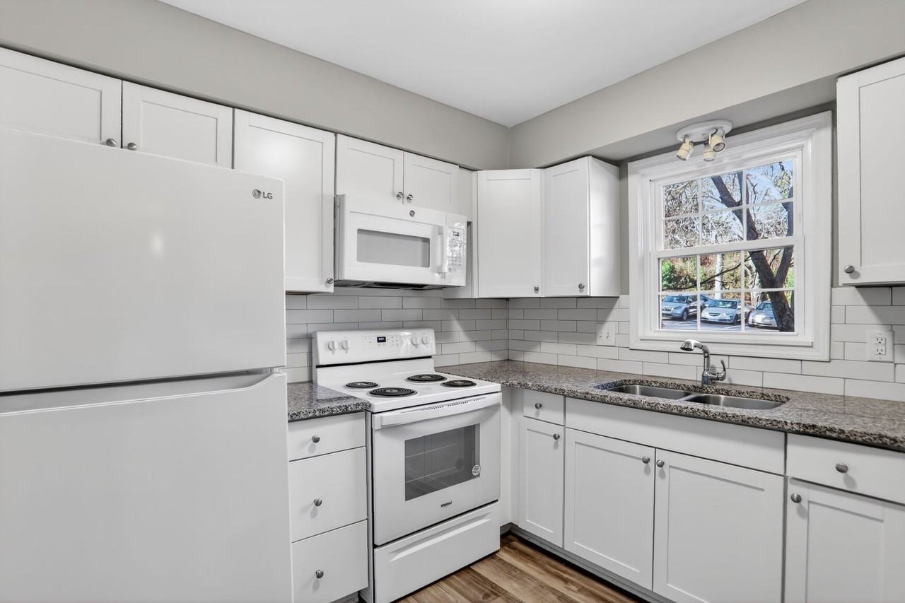 80 Montre Square Northwest #1 - Photo 2 of 19