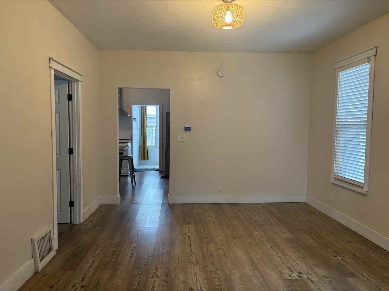 426 Washington Ave #1 - Photo 5 of 30