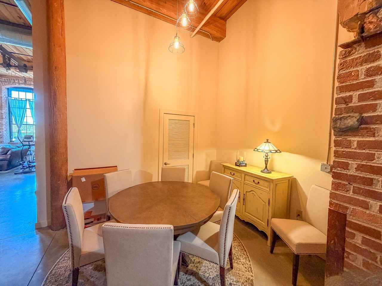 328 Mills Avenue #1 - Photo 7 of 30