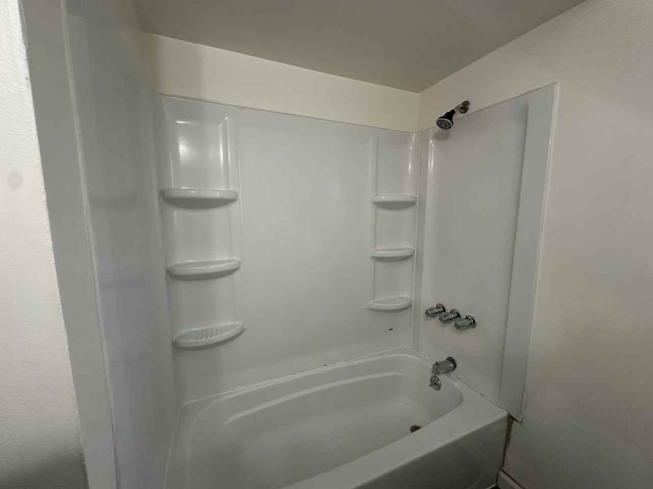 116 Hughes Ave #B - Photo 2 of 12