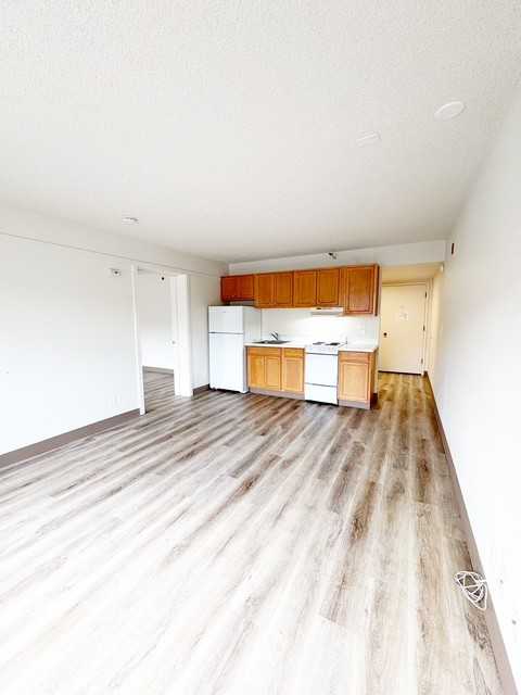 9857 Silverdale Way Nw #C103 - Photo 7 of 17