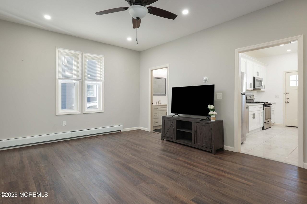 603 2nd Ave Unit 1 #1 - Photo 3 of 15