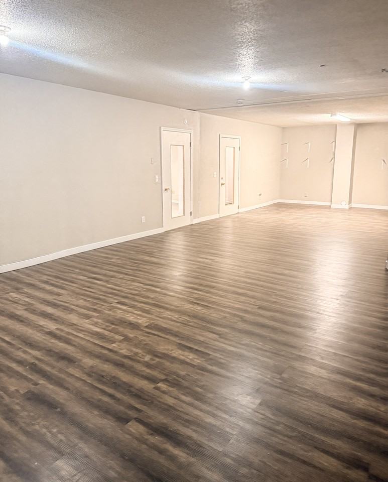 5540 W Michigan Ave - Photo 3 of 15