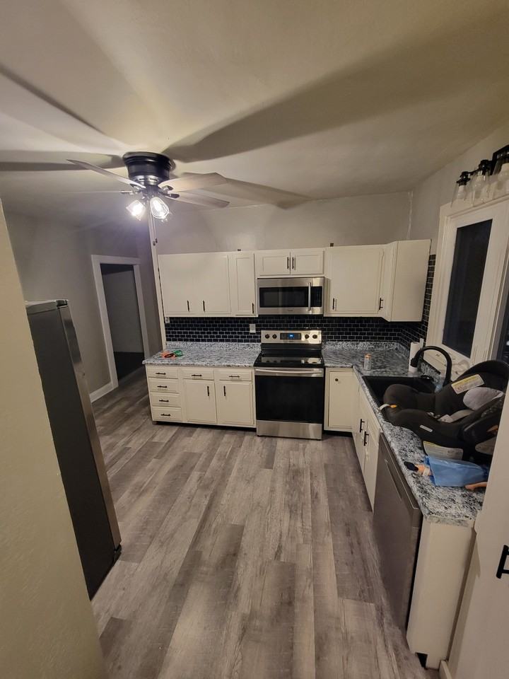 808 West Main Street #1 - Photo 6 of 14