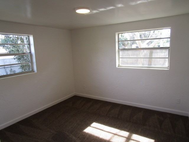 1221 Essex Rd #1 - Photo 7 of 15