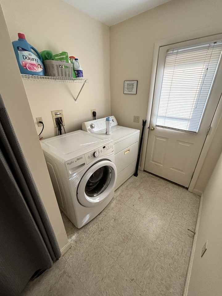 827 Main Street #1 - Photo 4 of 9