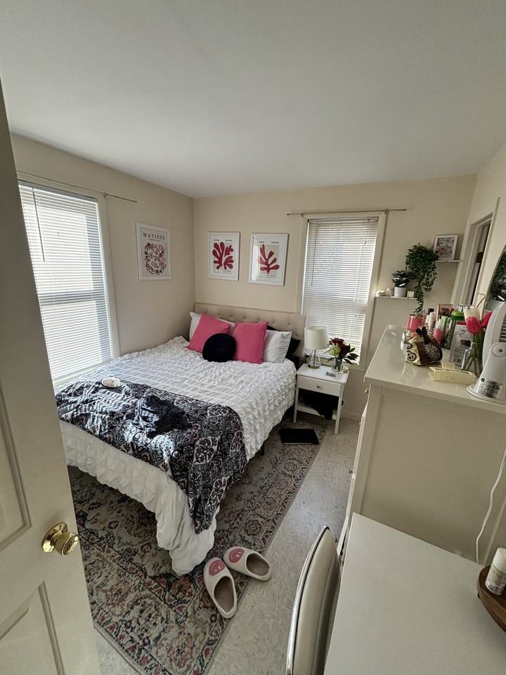 827 Main Street #1 - Photo 7 of 9