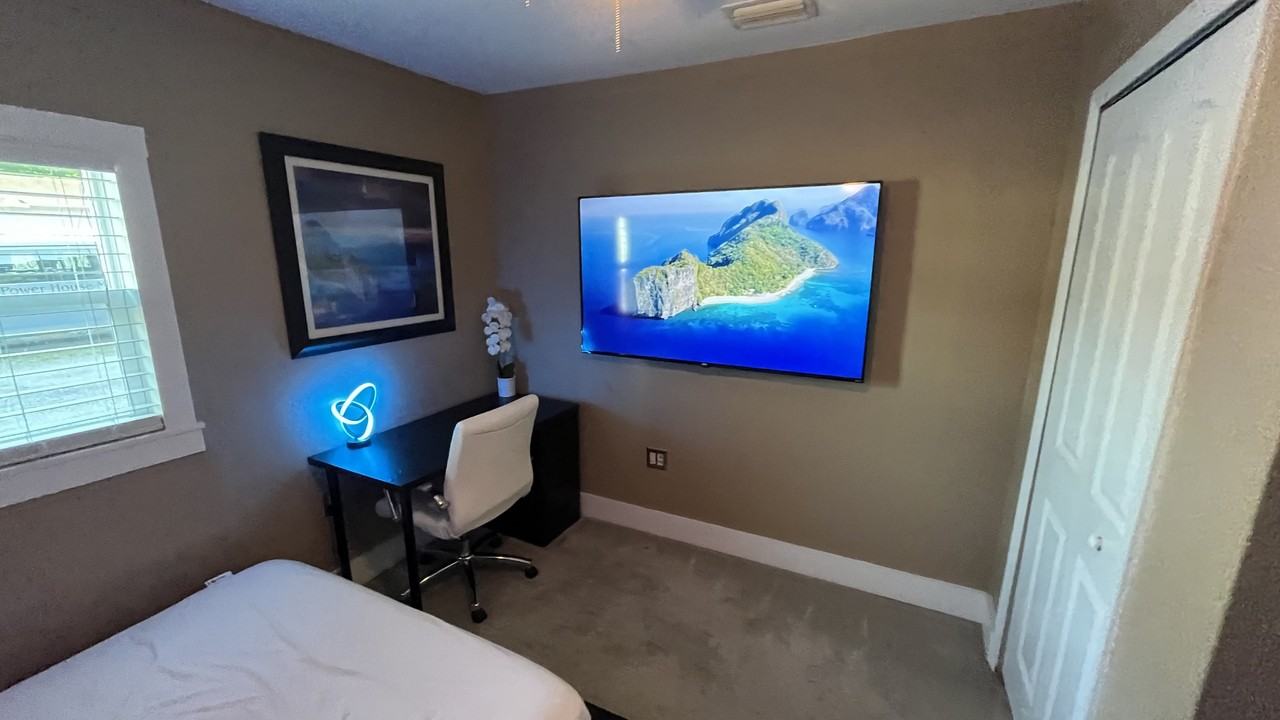 356 Jefferson St #1 - Photo 7 of 24