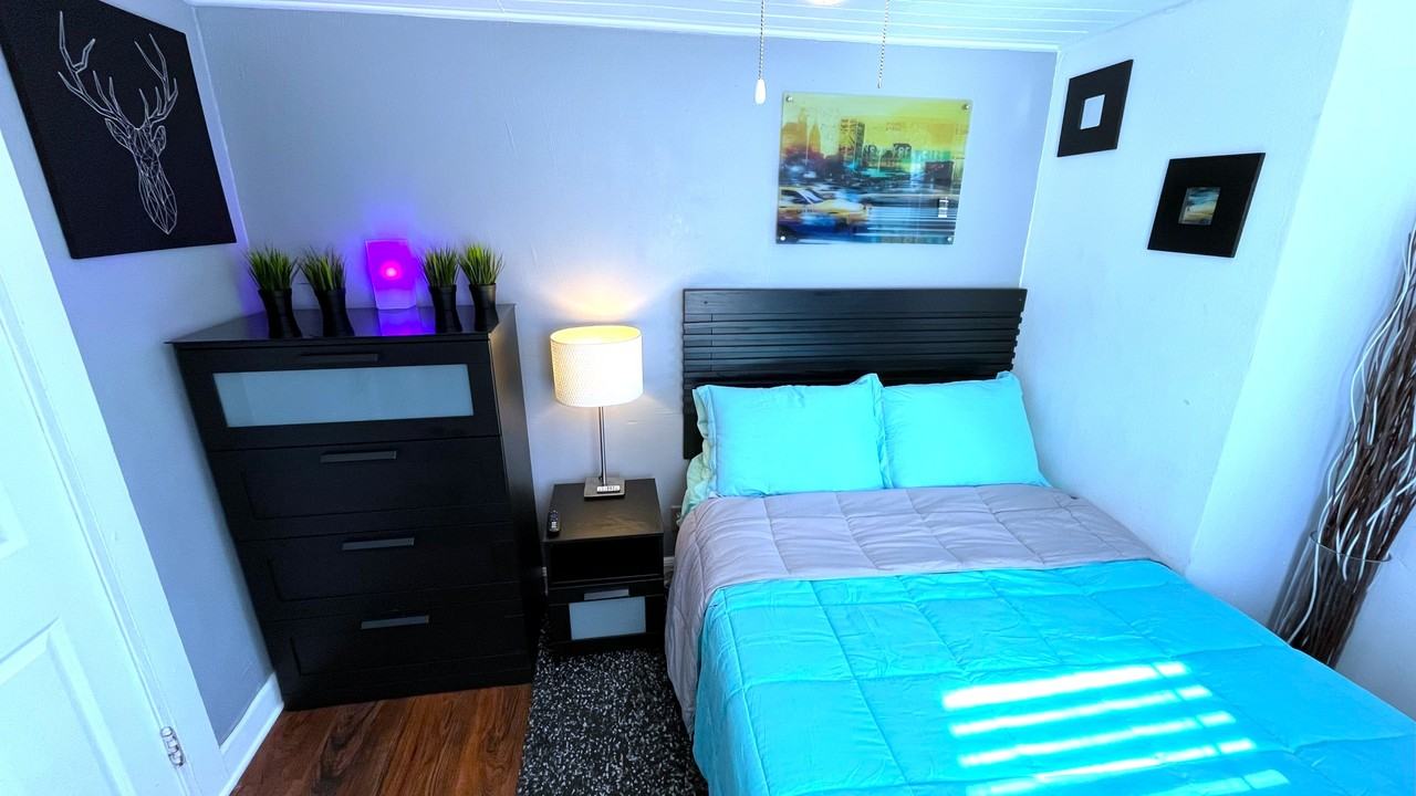 306 N Keech St #2ROOM1 - Photo 6 of 16