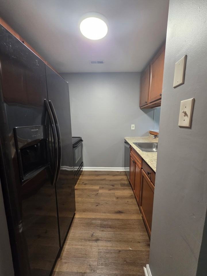 4 Banyan Wood Court #103 - Photo 6 of 16