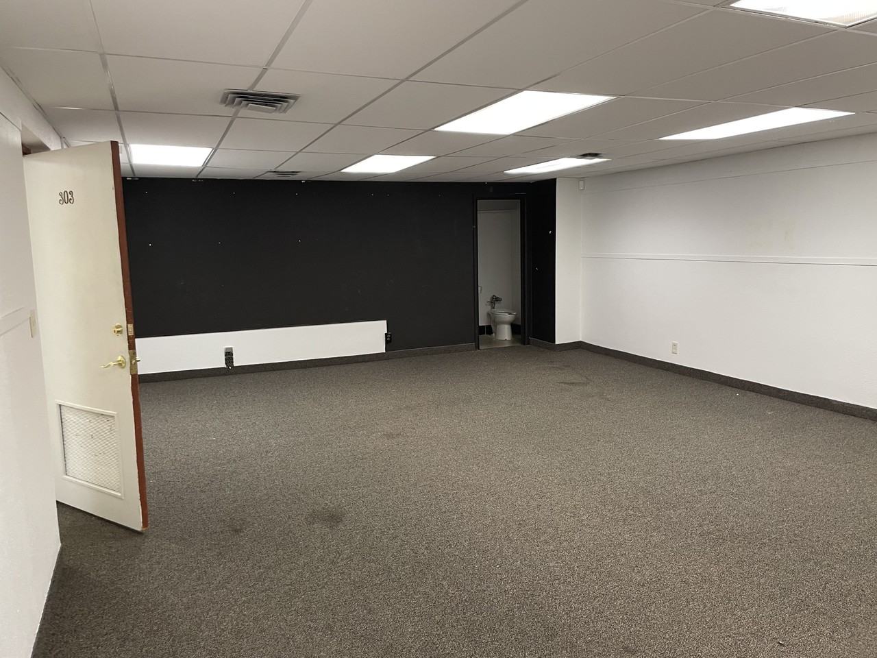 524 Main Street #303 - Photo 2 of 3