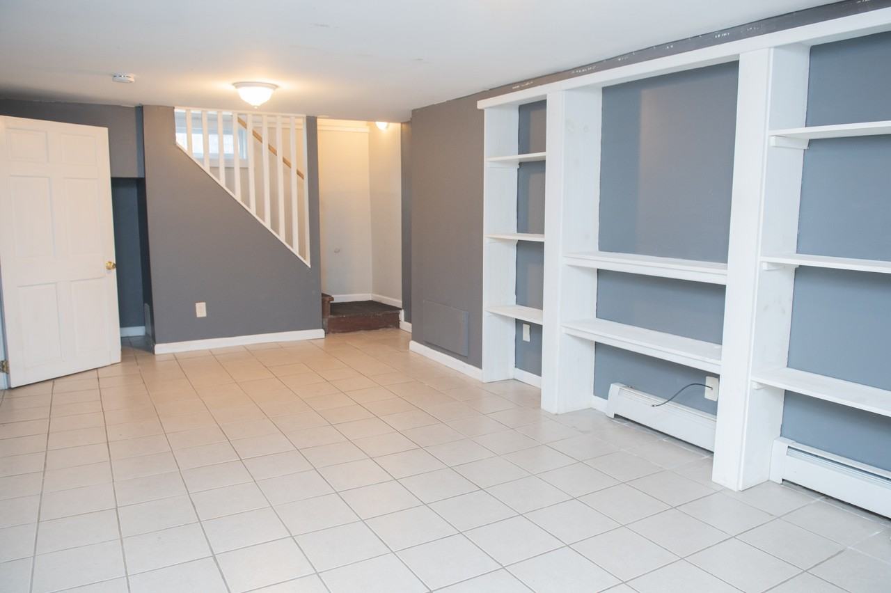 18 Thompson Street #1 - Photo 3 of 9