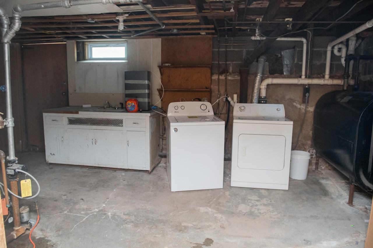 18 Thompson Street #1 - Photo 4 of 9