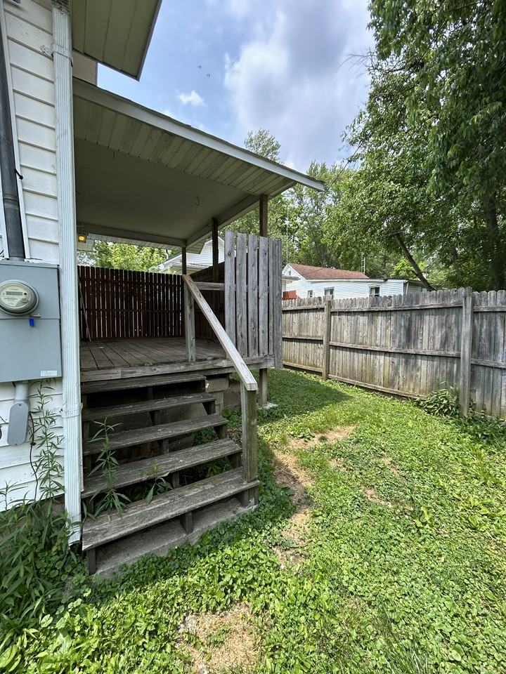 1030 West 17th Street #1030 - Photo 4 of 19