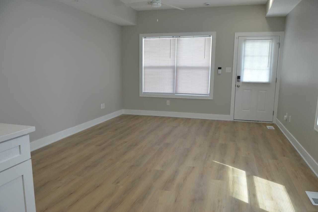 3909 Winthrop Avenue #B - Photo 5 of 10