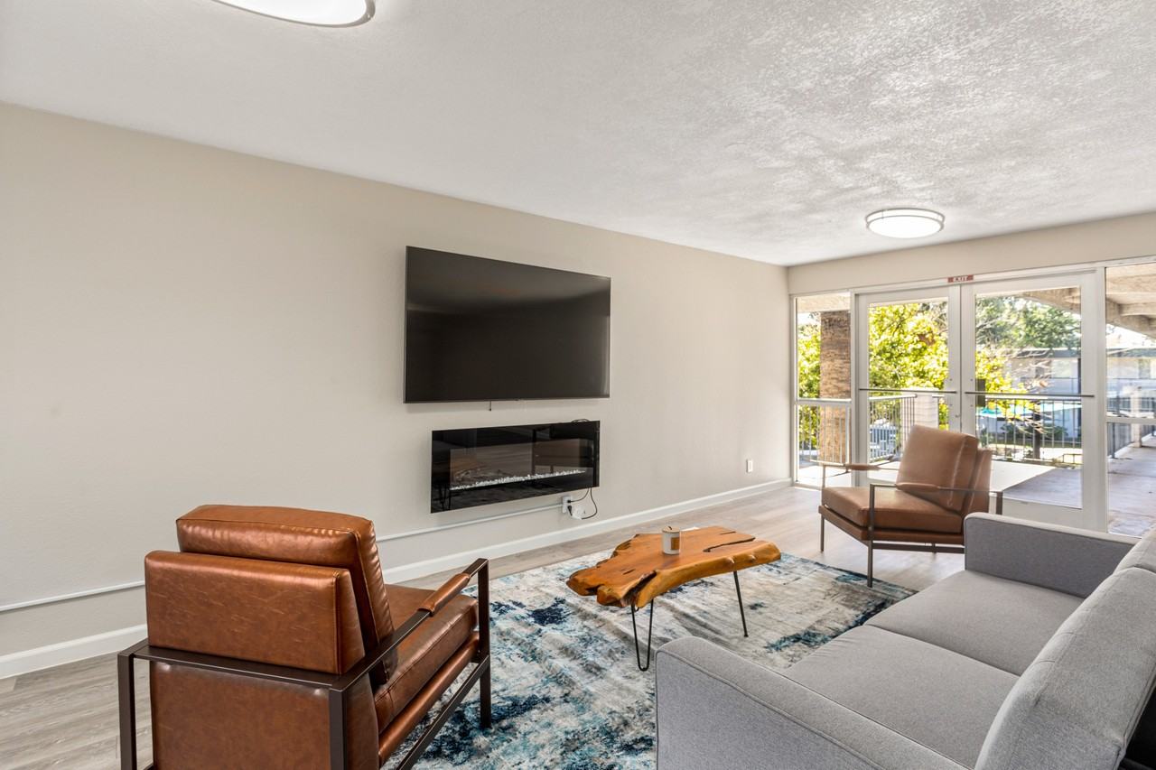 123 North Robson - 121 #121 - Photo 7 of 7