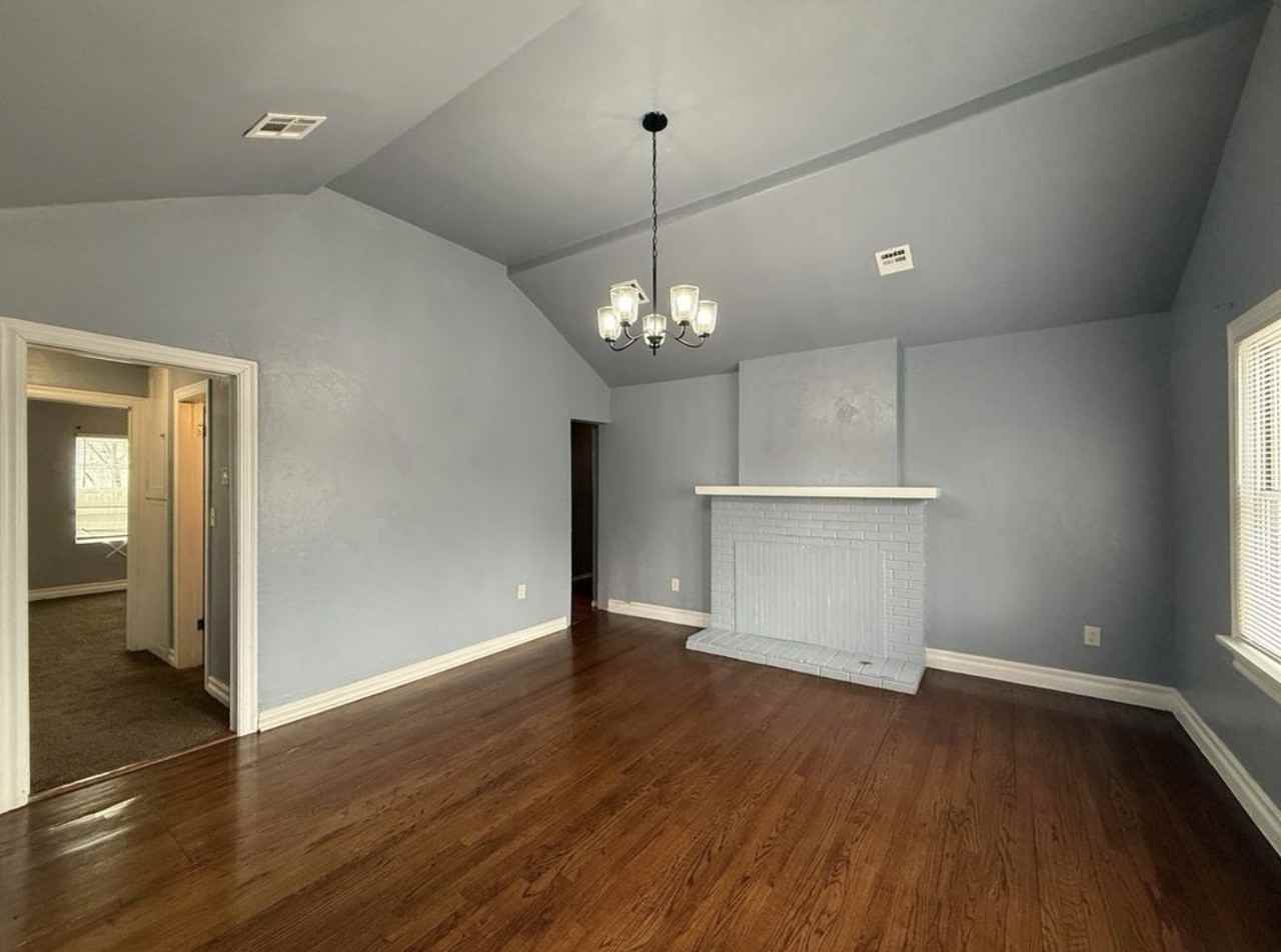 1832 Northwest 33rd Street #1 - Photo 3 of 9