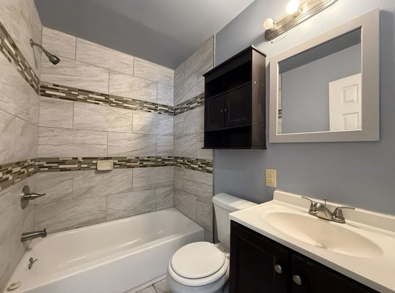 1832 Northwest 33rd Street #1 - Photo 4 of 9