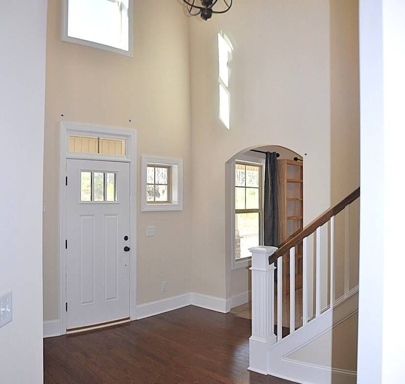 195 Glenmoor Dr #1 - Photo 2 of 11