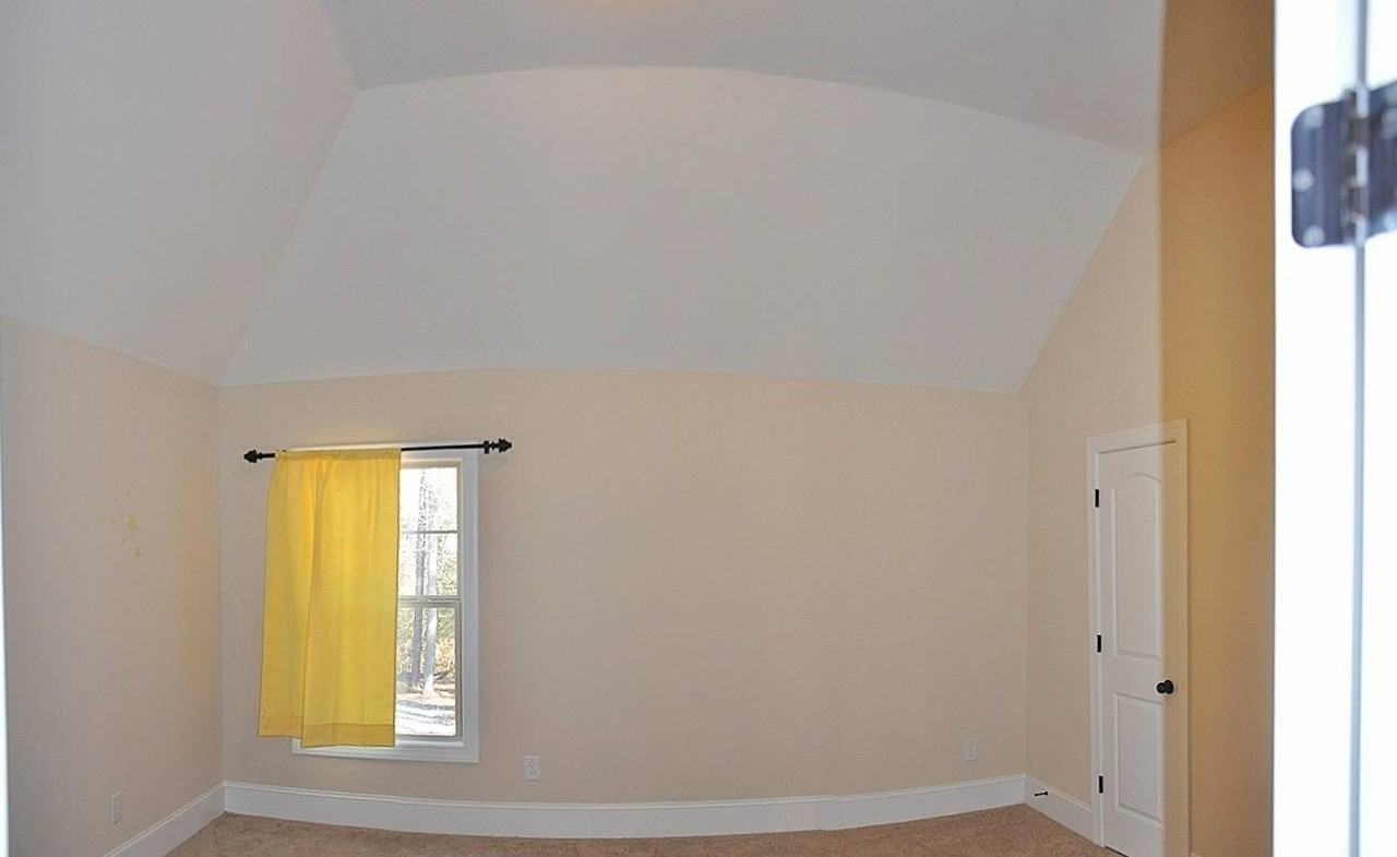 195 Glenmoor Dr #1 - Photo 5 of 11