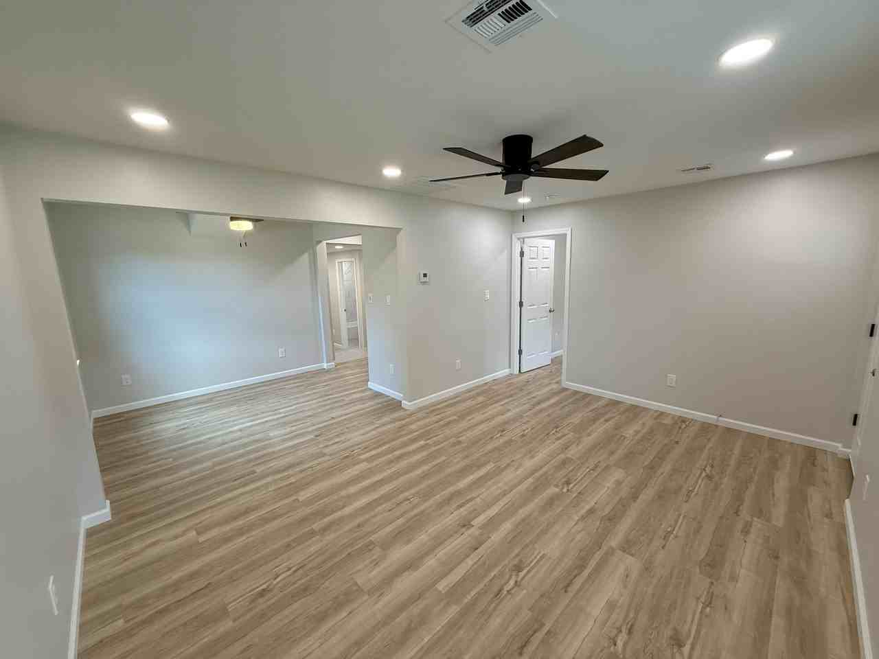 8626 Northeast 17th Street #1 - Photo 3 of 13