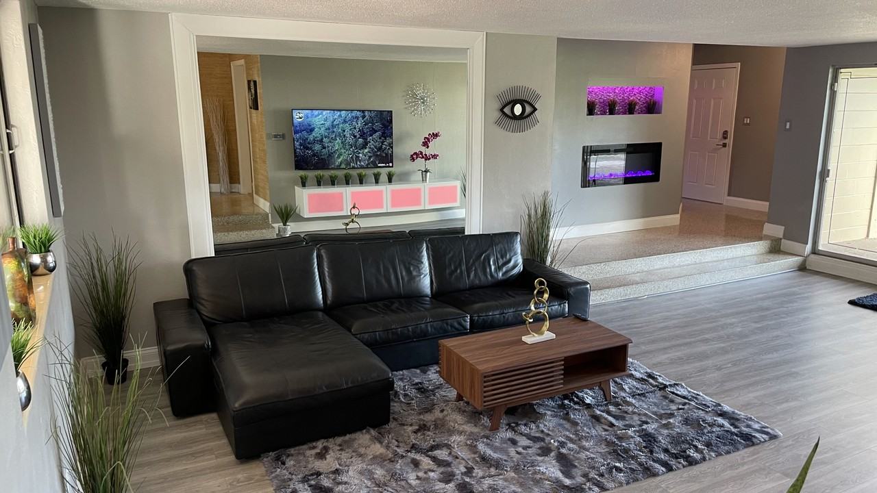 1507 John Young Parkway #6 - Photo 3 of 37