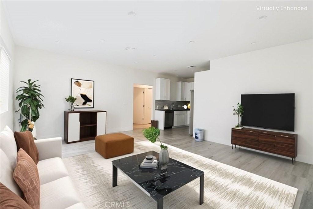 14254 Erwin St - Photo 2 of 19