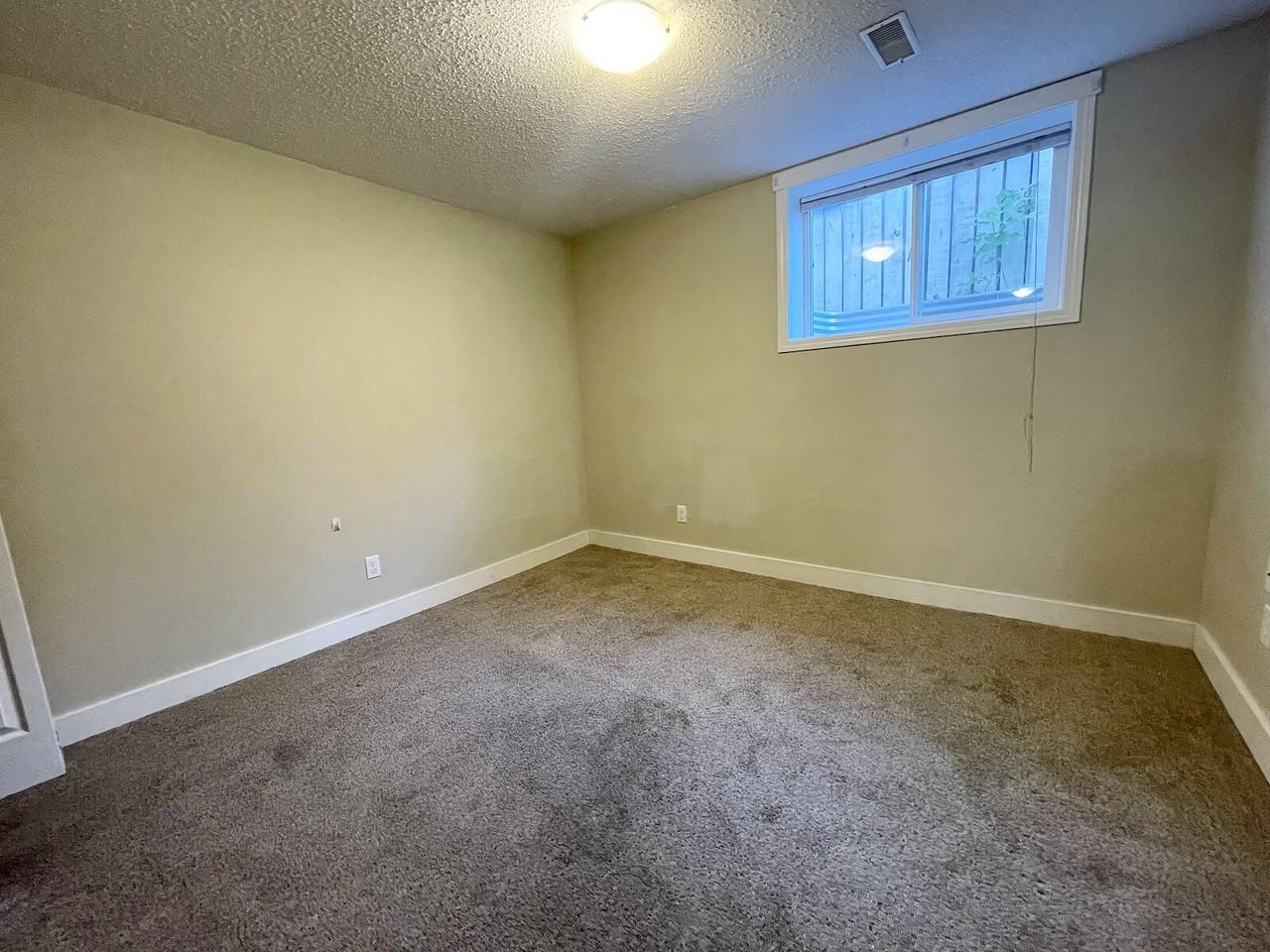 607 Seattle Drive SW #M - Photo 5 of 9