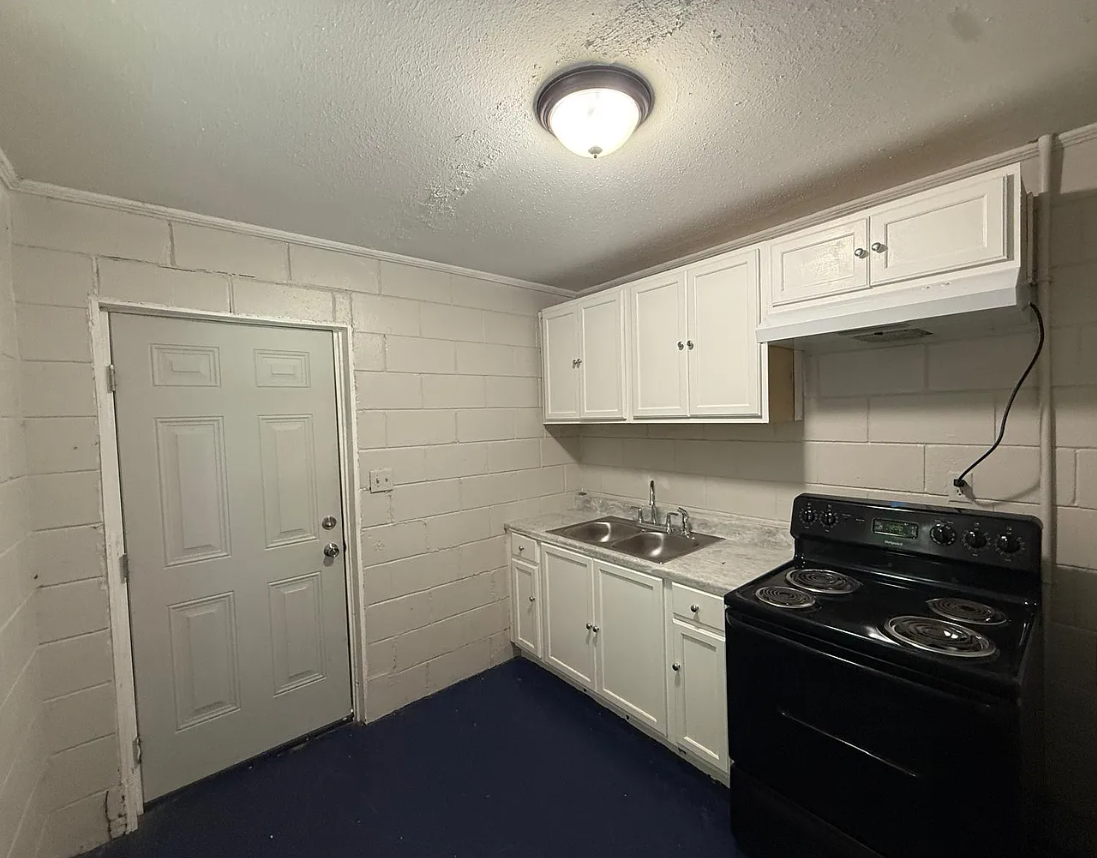 1601 12th St #1601 - Photo 7 of 10