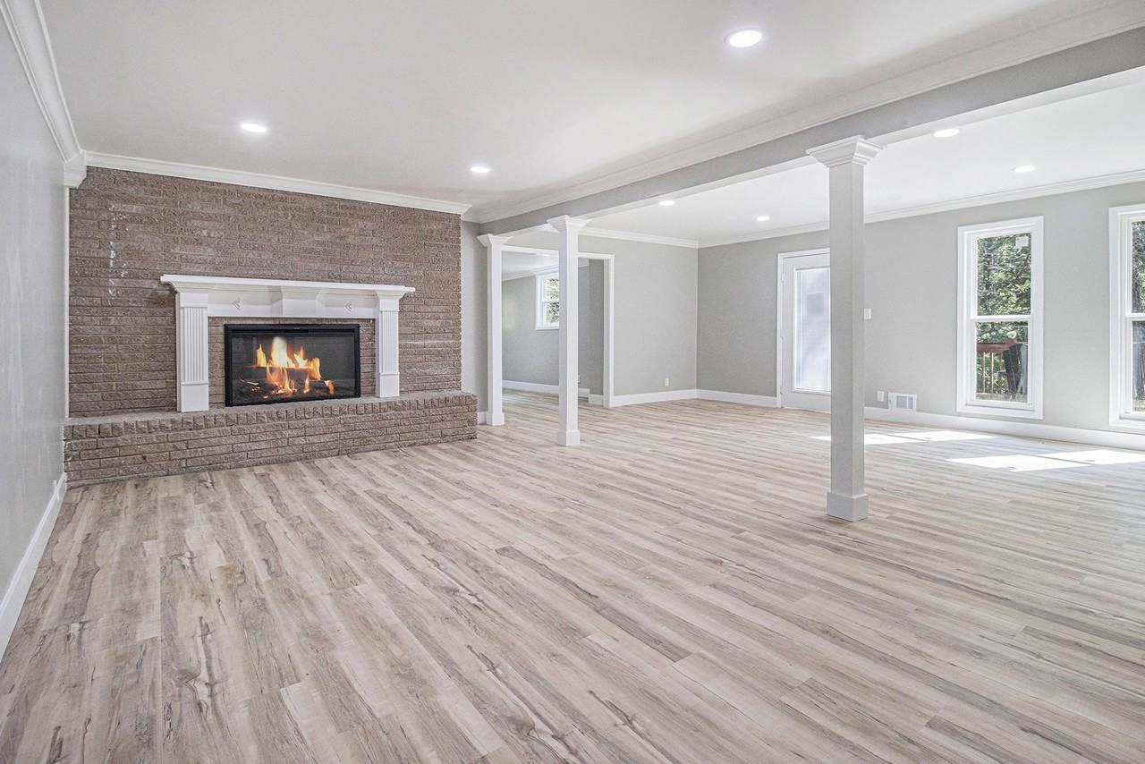 2806 Chaucer Drive Southwest #1 - Photo 3 of 20